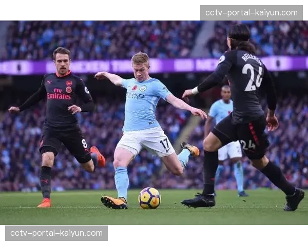 开场14分钟，尼科-奥莱利劲射破门为曼城首开纪录